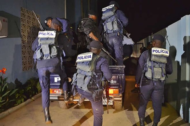 Comandante em Chefe ordena" que agentes da ordem usem força letal contra criminosos