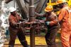 Angola aprova regime especial para aumentar produção petrolífera em "campos maduros"