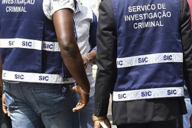 Coronavírus: Autoridades dizem que não foram notificados da detenção da médica denunciante