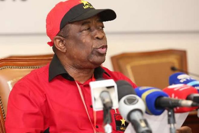 Paulo Pombolo admite que MPLA não cumpriu promessas eleitorais de 2017