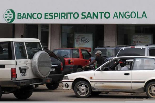 General Dino, o comandante do golpe político e ilegal no BESA