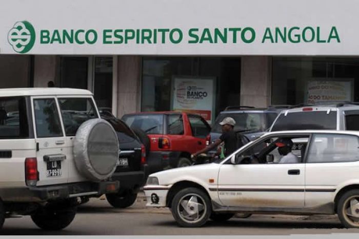 General Dino, o comandante do golpe político e ilegal no BESA