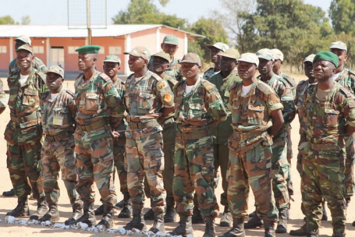 Angola precisa de U$122 milhões para reintegrar mais de 117.000 ex-militares
