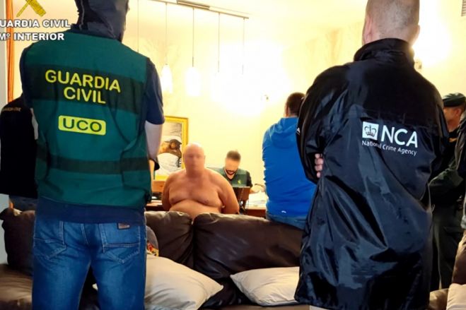 Policia espanhola desmantela rede de contrabando de resíduos plásticos com destino a Angola