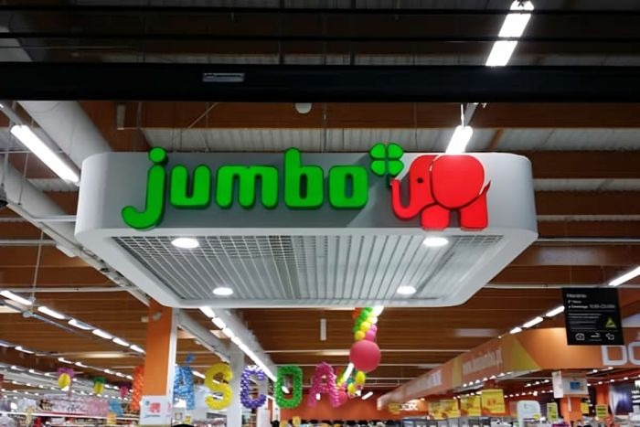 Hipermercado afecto ao ‘braço empresarial’ do MPLA fecha portas quase 52 anos após fundação