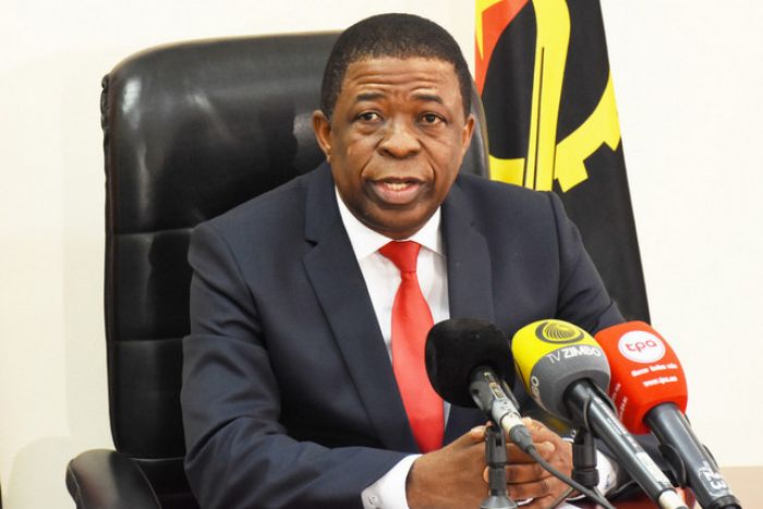 Declarações sobre destituição de PR de Angola são "muito graves" - porta-voz do MPLA