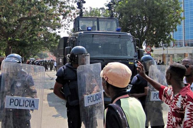 Ativistas acusam polícia angolana de intimidação e reafirmam marcha para sábado