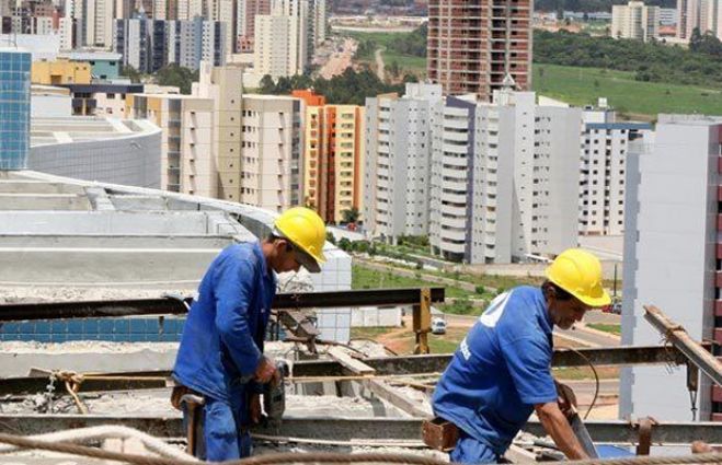Crise obriga empresas públicas angolanas a "negociações mais duras" - consultora