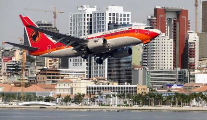 Governo pede emprestados 137 mihões para pagar terceiro Boeing da TAAG