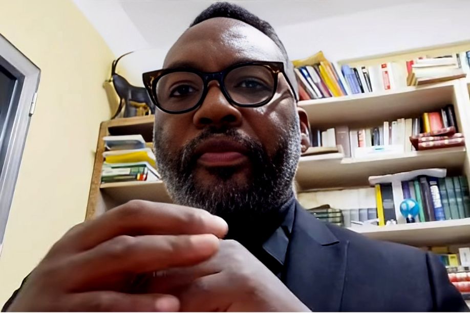 “Luta de titãs” entre João Lourenço e Higino Carneiro expõe divisões no MPLA, diz analista