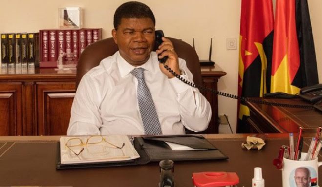 João Lourenço aprova descentralização de competências no saneamento em Luanda