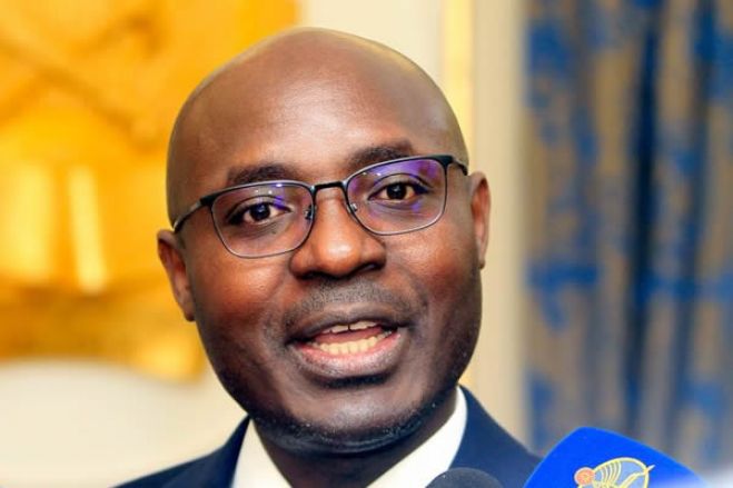 Rafael Marques pede investigação a ministro por sobrefaturação do Museu da Moeda
