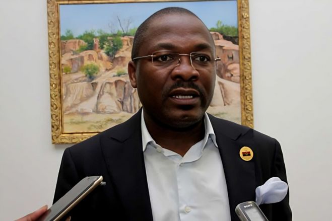 MPLA diz que epidemia de cólera em Angola é um "grave desafio"