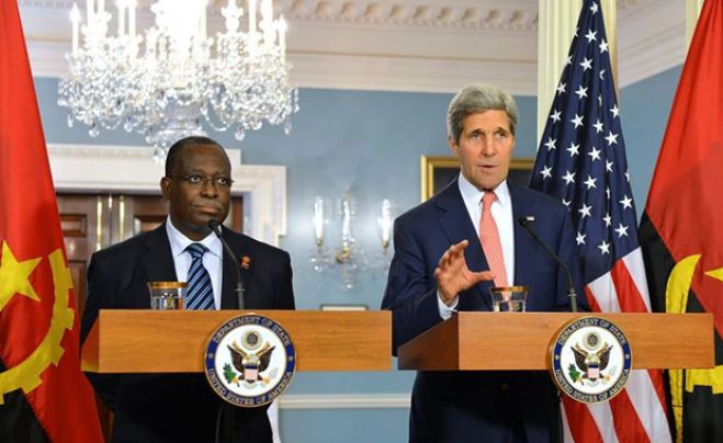 José Eduardo dos Santos disse "Não" a Barack Obama