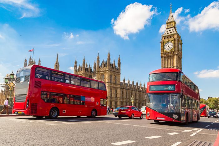 Londres ameaça restringir vistos a angolanos se Luanda não aceitar deportações