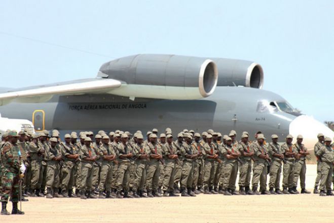 Parlamento aprova por unanimidade envio de militares para Moçambique