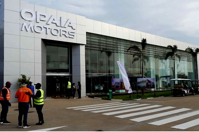 Inaugurada fábrica de automóveis com capacidade para montar mais de 20.000 veículos/ano