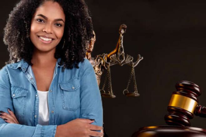 Mulheres angolanas com acesso difícil à justiça - estudo