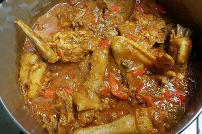 Receita de Galinha com Muamba