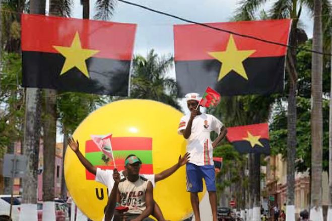 MPLA e UNITA "aquecem" ano pré-eleitoral com troca de acusações