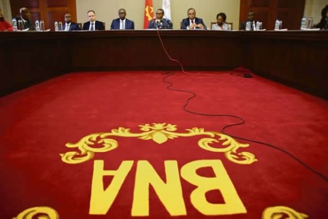 BNA avisa banca para cumprir critérios no crédito à economia