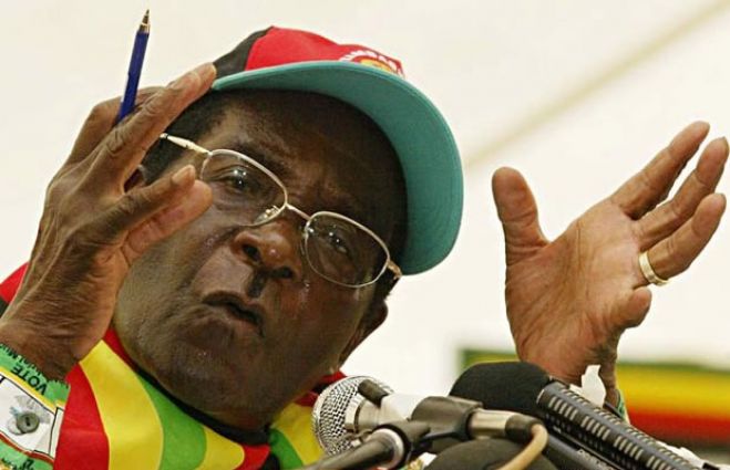 Presidente do Zimbabué avisa que protestos contra o seu regime "são inúteis"