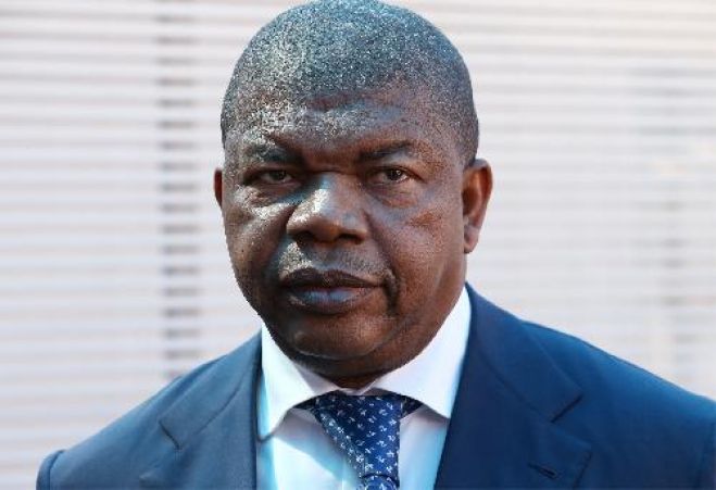 Dívida angolana: "João Lourenço deve deixar de pensar no MPLA"