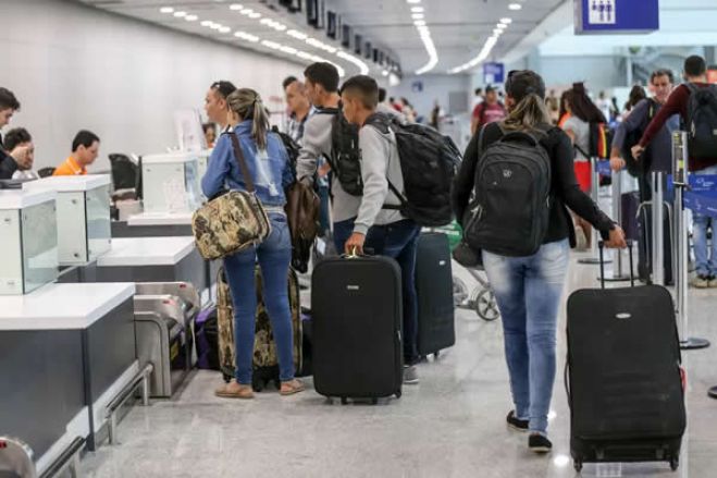 Portugal sensibiliza autoridades angolanas para regresso de pessoas "essenciais" à economia