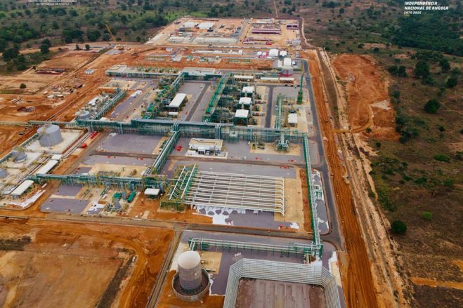 João Lourenço inaugura primeira unidade de produção de gás não associado