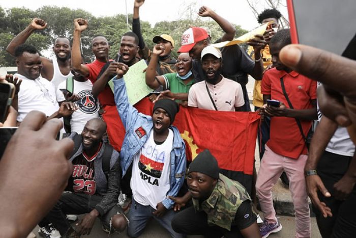 Ativistas angolanos queixam-se de ameaças após convocarem manifestação