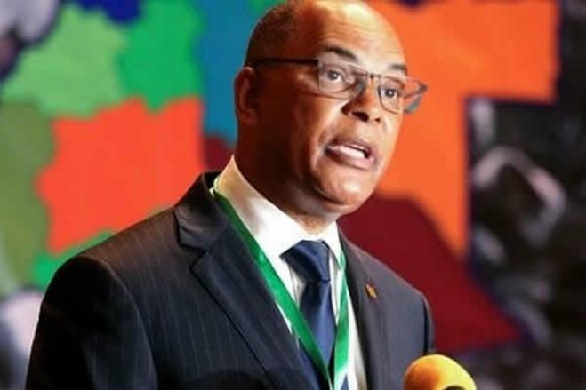 Analistas divergem sobre eventuais "dificuldades" a serem criadas a Adalberto Costa Júnior pelo regime