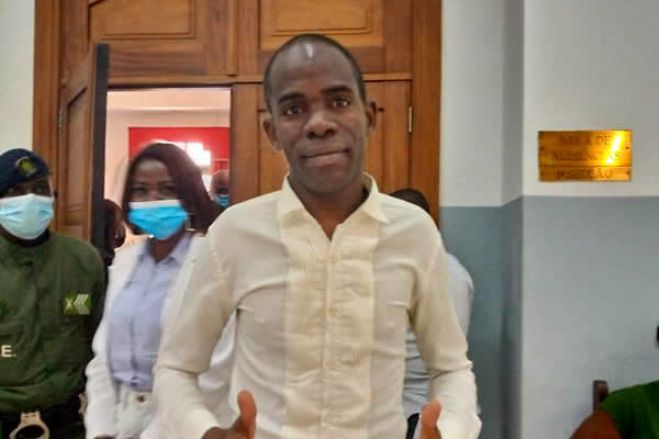 Activistas anunciam vigília em Luanda exigindo libertação de 'Tanais Nutro'