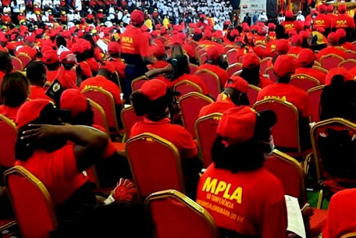 Capacidade de adaptação do MPLA é condição de sobrevivência - Jaime Nogueira Pinto