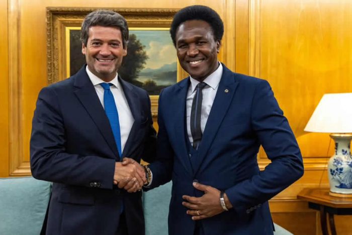 PR moçambicano diz que extrema-direita quer “mudar regimes à força” no mundo