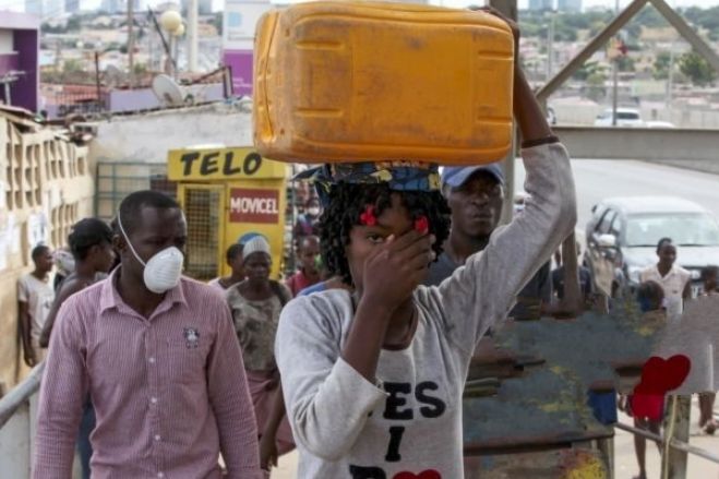Estado de Emergência é necessário mas "pobres vão sofrer mais", dizem analistas