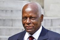 José Eduardo dos Santos esperado em Luanda