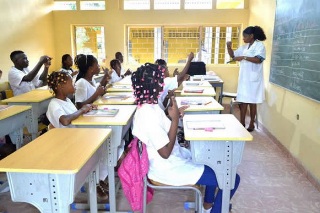 Covid-19: Avaliação de alunos será presencial
