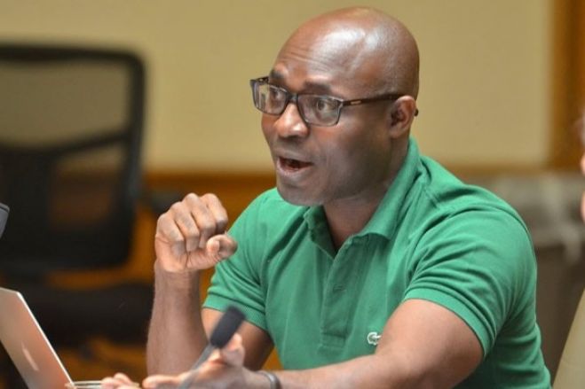 Portugal também tem dívidas e foi cúmplice da pilhagem, diz Rafael Marques