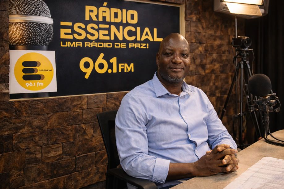Mfuca Muzemba: “O MPLA já devia ter deixado o poder há muito tempo”