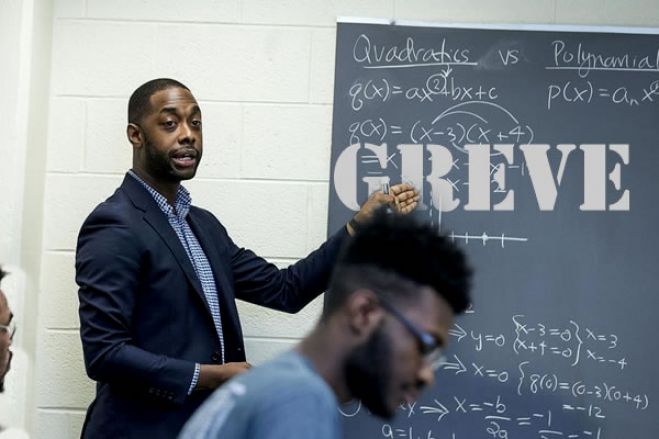Professores terminam segunda fase da greve sem acordo com Ministério da Educação