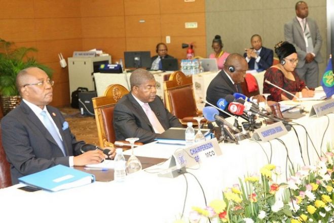 Cimeira de Luanda vê "progresso significativo" na RDCongo rumo às eleições