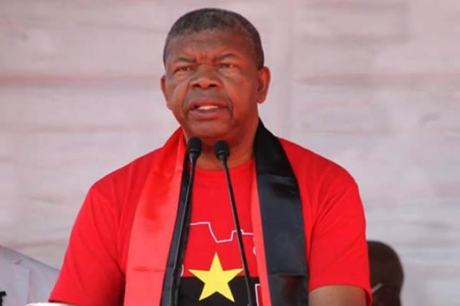 Candidato do MPLA pede às mulheres que votem “no seu filho, João Lourenço"