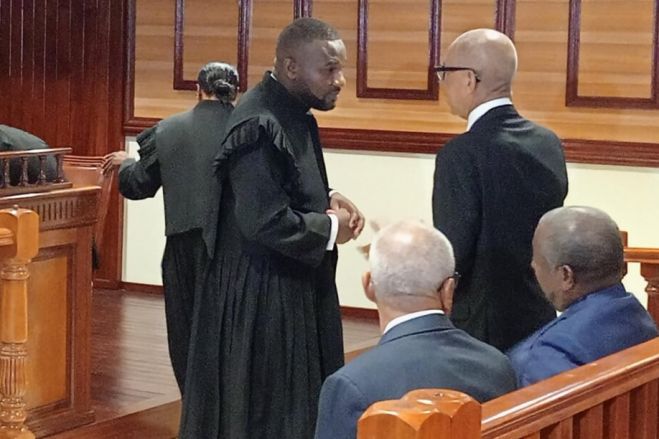 Caso Kopelipa: Advogados perguntam "se não são donos da CIF, porque é que estão a vender ?"