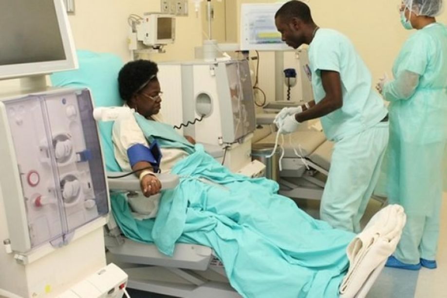 Fim da gratuitidade da assistência médica previsto na nova Lei da Saúde preocupa a oposição