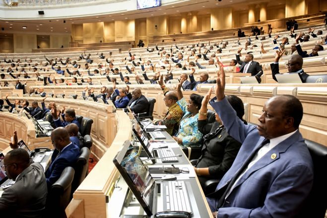Parlamento chumba projetos de lei da UNITA por “graves insuficiências legais”
