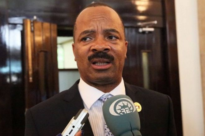 MPLA reage a apoio de Marcolino Moco à UNITA - "Sempre mostrou deslealdade com o partido"